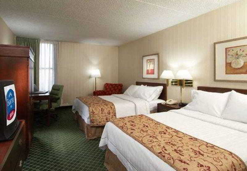 Fairfield Inn By Marriott East Rutherford Meadowlands Esterno foto